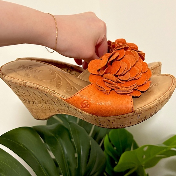 Born Shoes - Born Platform Orange Flower Leather Cork Wedge Sandals Size 8